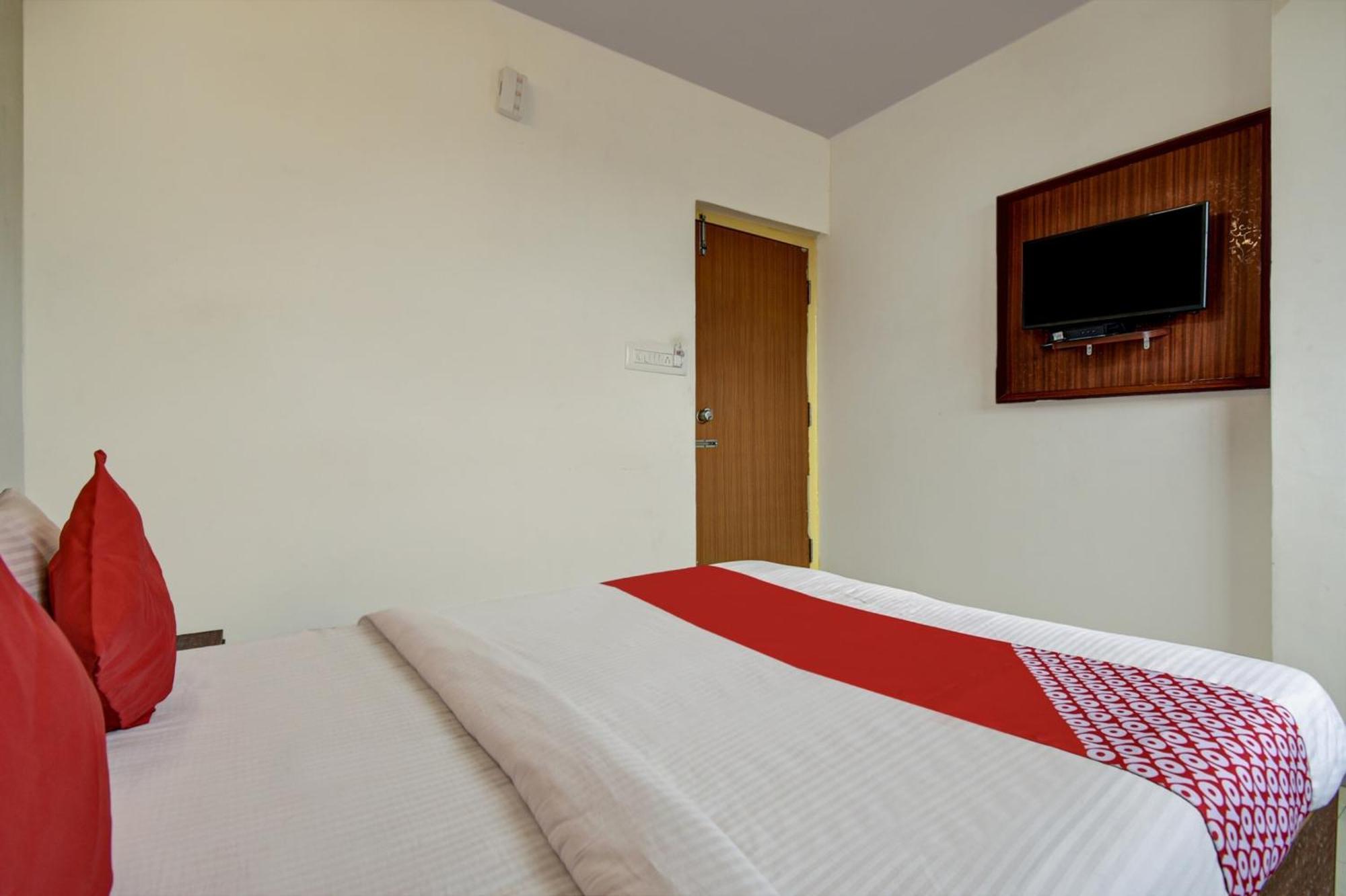 Hotel O K N Residency Yelahanka Екстер'єр фото